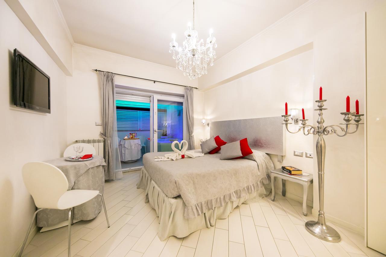 Suites Roma Tiburtina ภายนอก รูปภาพ
